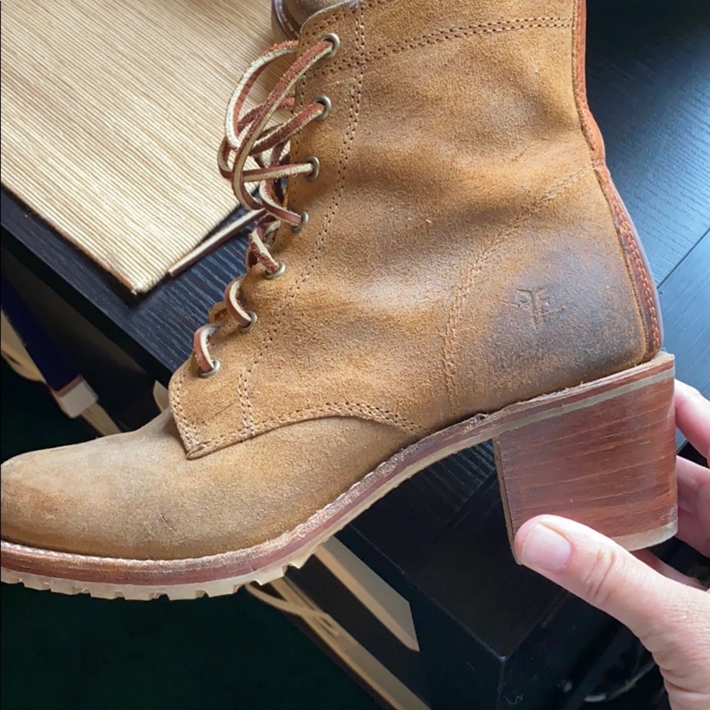 Frye sabrina 6g oiled suede lace up boots